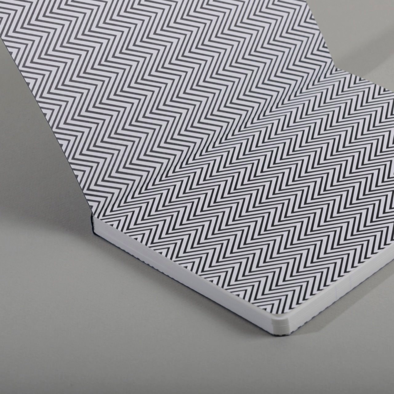 Блокнот А5 Black (в точку)