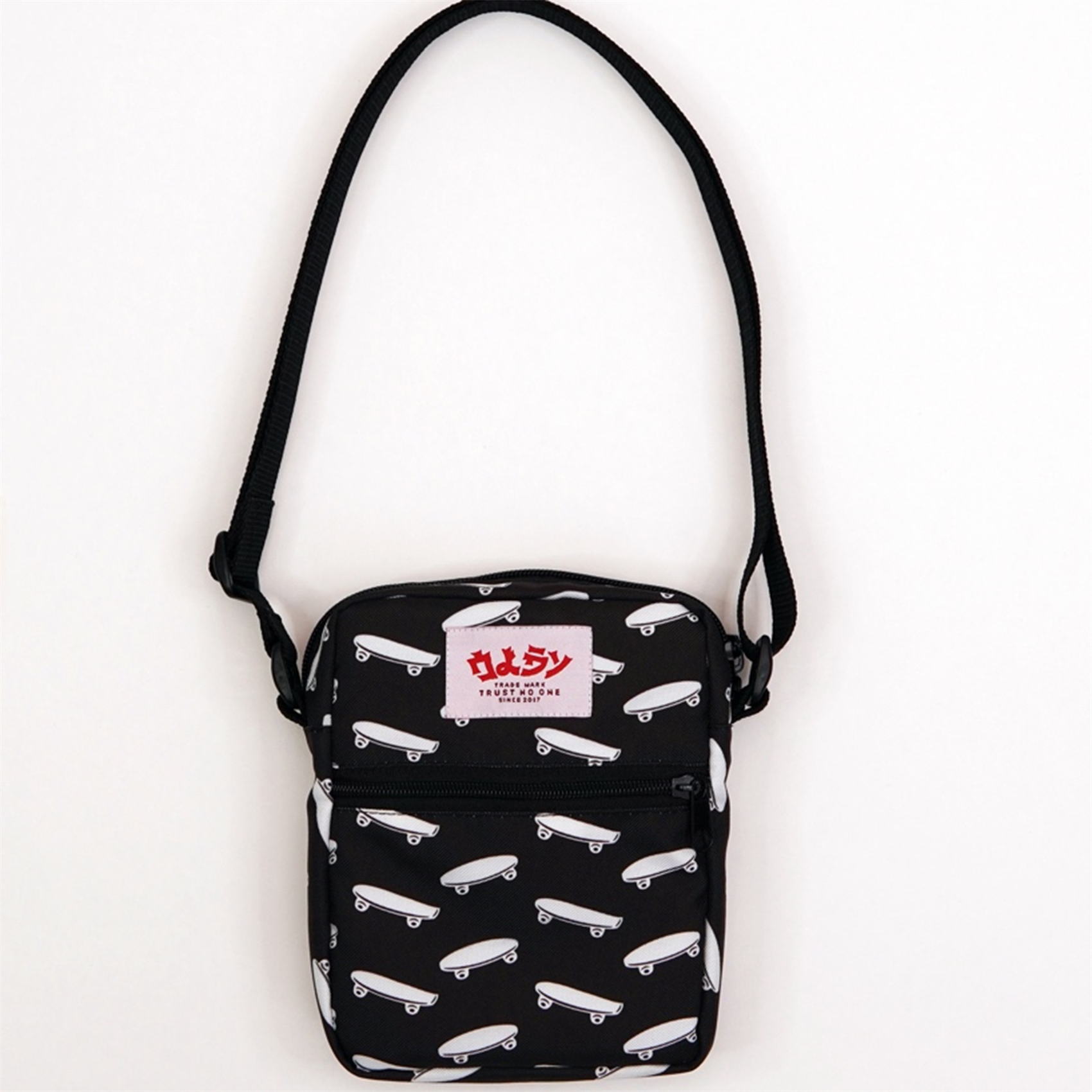 Сумка-мессенджер Oldy (черный, скейт)