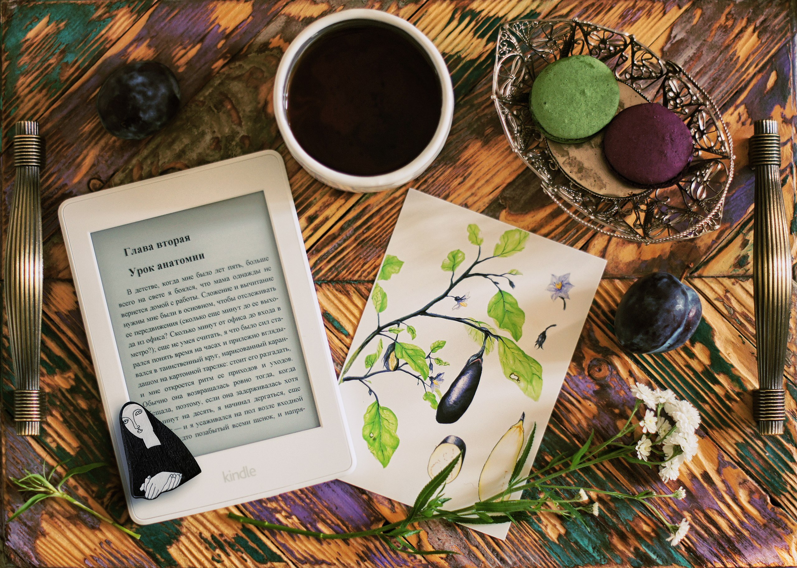 Брошь Монашка